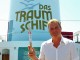 Jörg mit seinem Agner Signature Sticks auf dem ZDF Traumschiff um die Welt.
